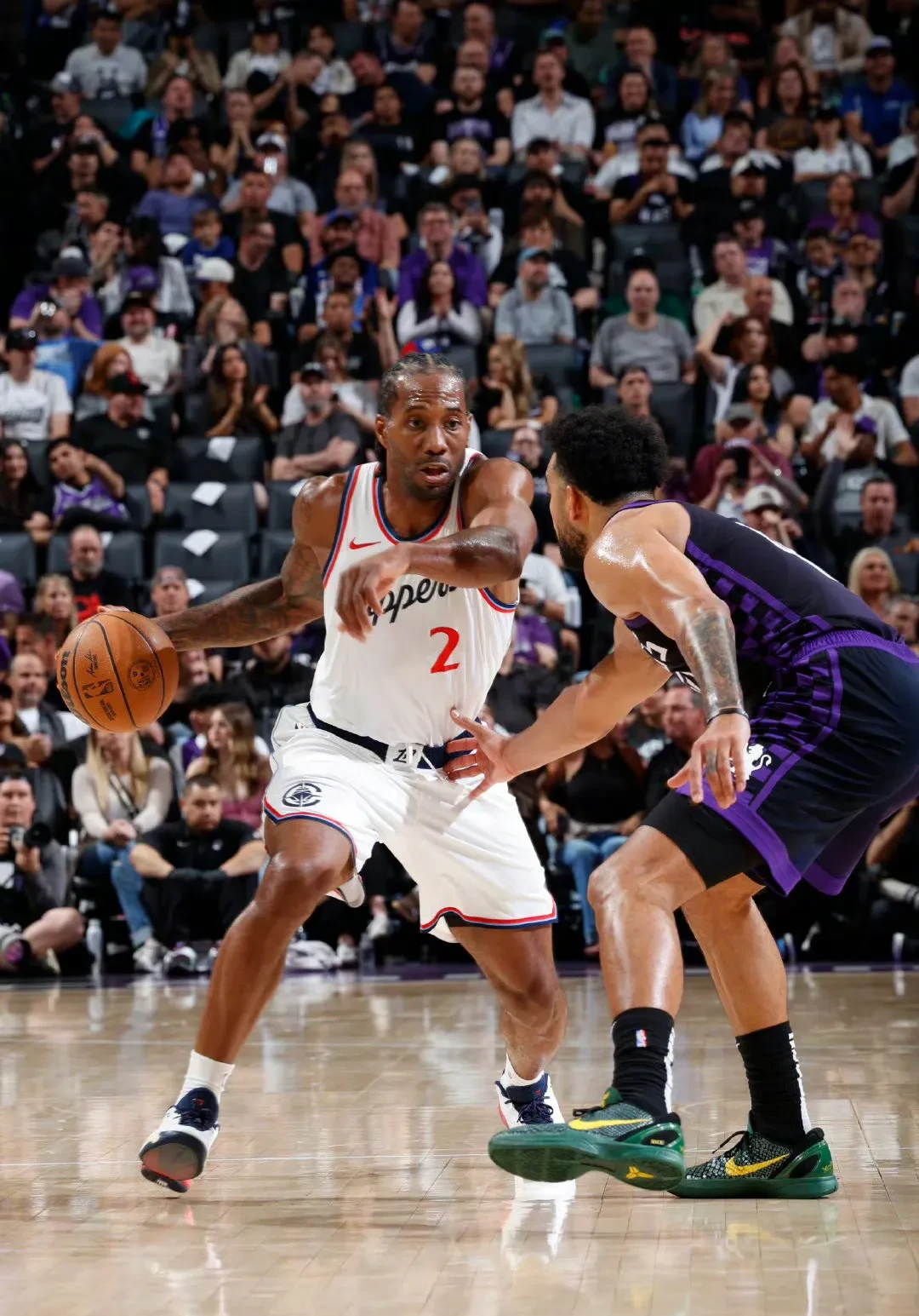 包含赛地聚焦：全明星赛关键时刻热度飙升；纽卡斯尔遗憾出局；话题不断；年轻球员得到机会的词条