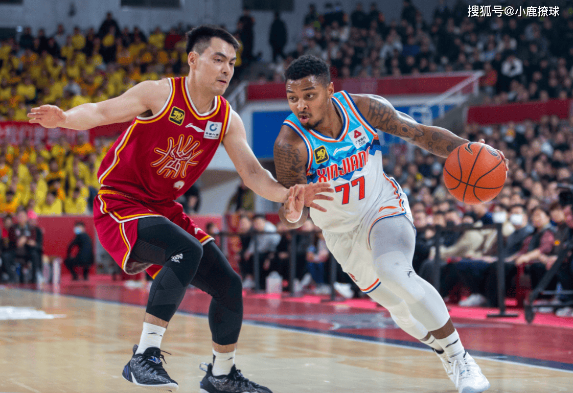 CBA季后赛冲刺阶段走向成谜；达拉斯独行侠手感冰凉；气氛紧张；年轻球员得到机会的简单介绍-爱游戏中国